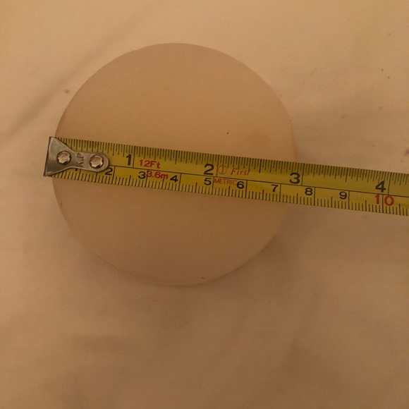 NEW JODHPURI BOTANICAL ROSE PILLAR CANDLE - Picture 3 of 6